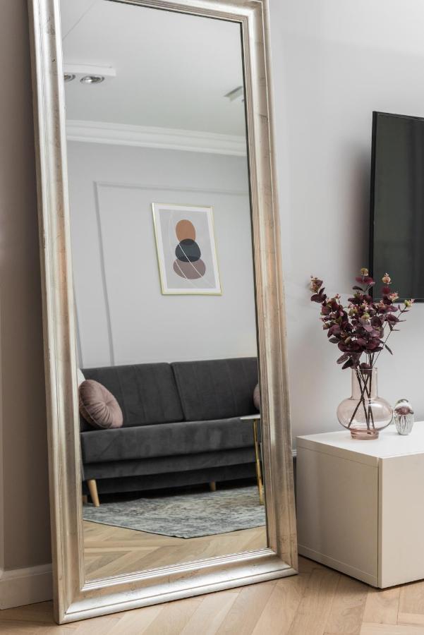 Wielopole17 Miro Apartment With Ac Краков Экстерьер фото